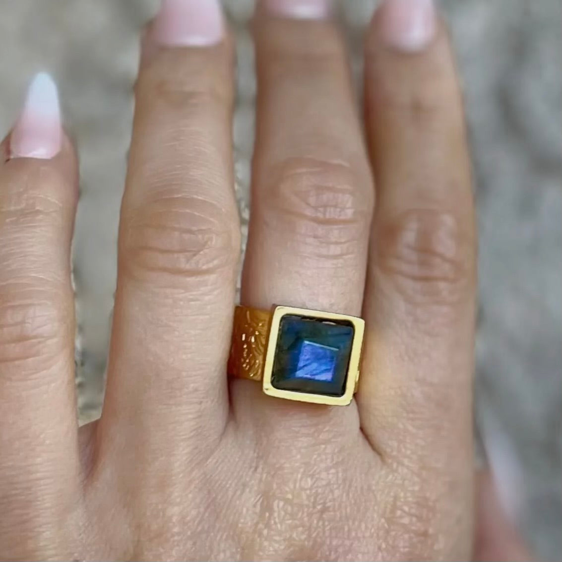 Presence Labradorite Ring