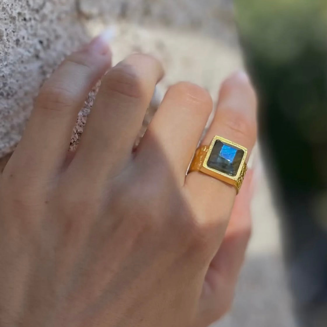 Presence Labradorite Ring