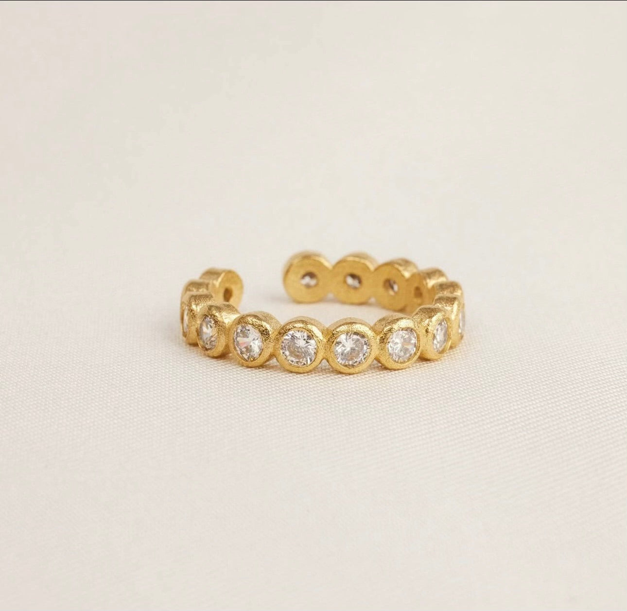 Amelia Ring