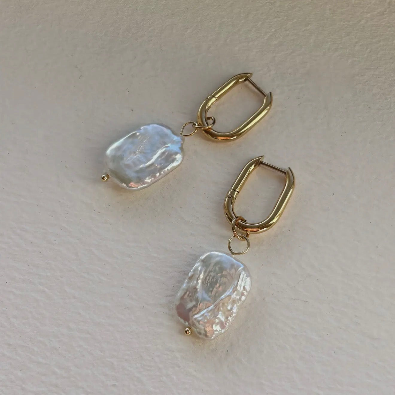 Lilo Pearl Drop Earrings