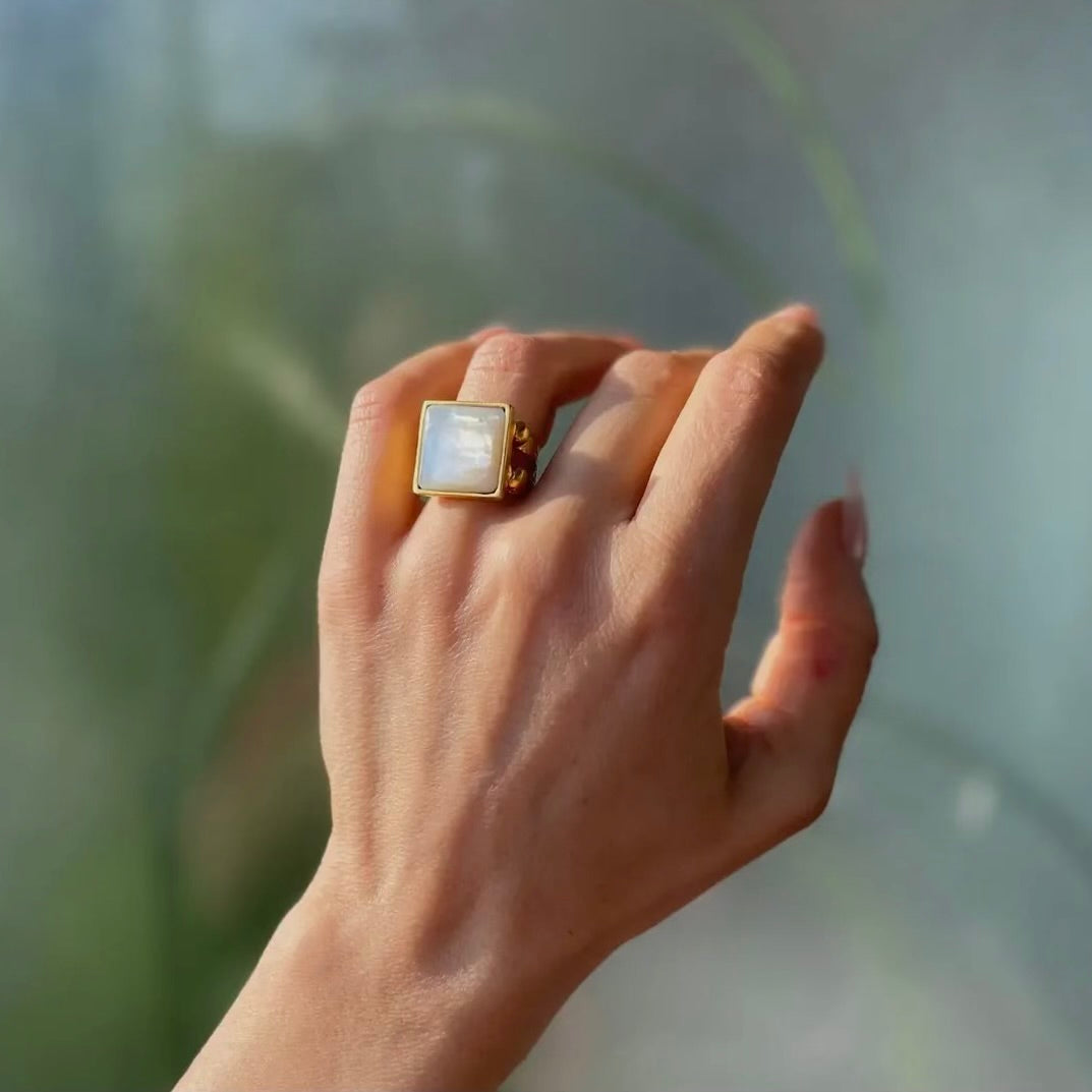 Mother of Pearl Square Ring