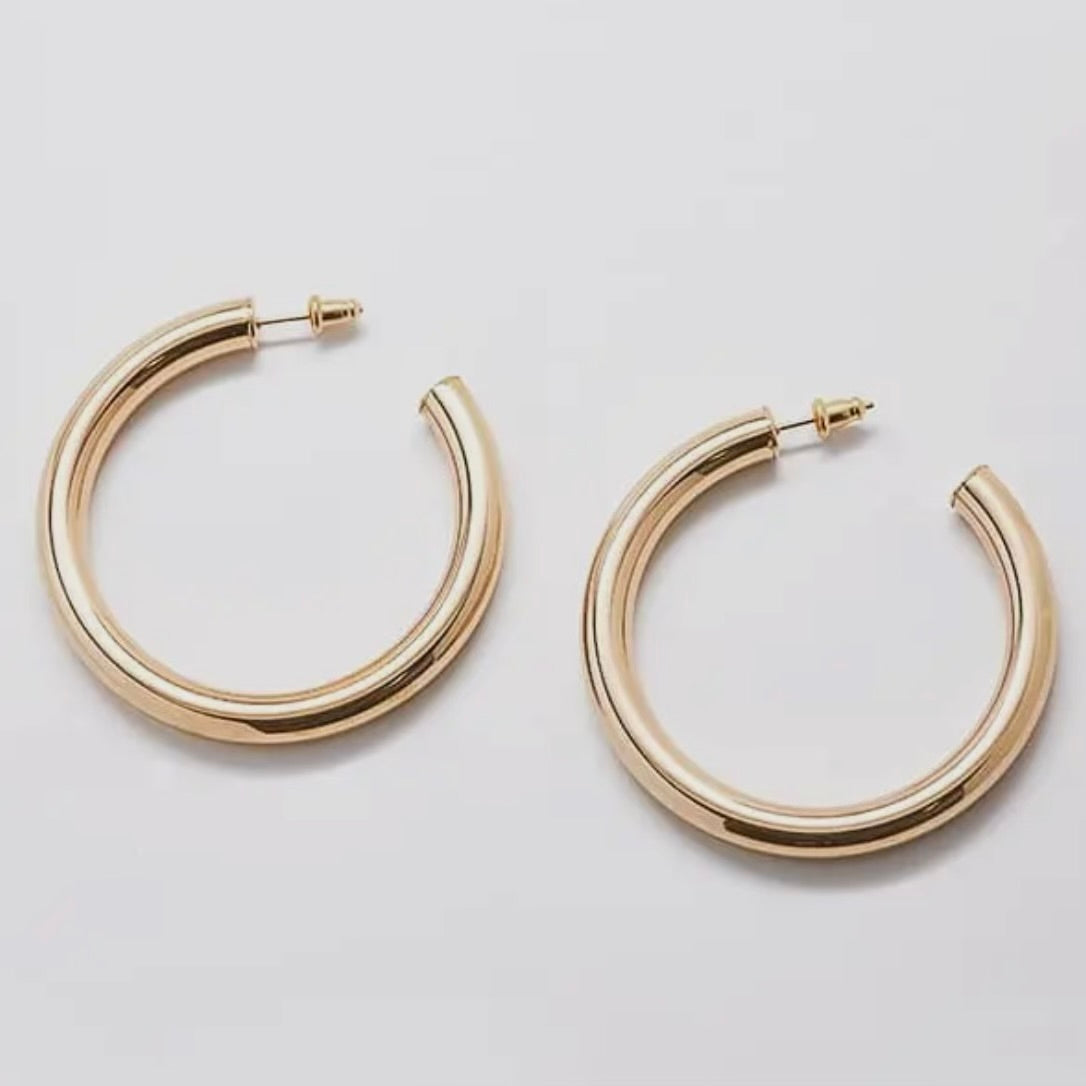 Medium Gold Hoop Earrings
