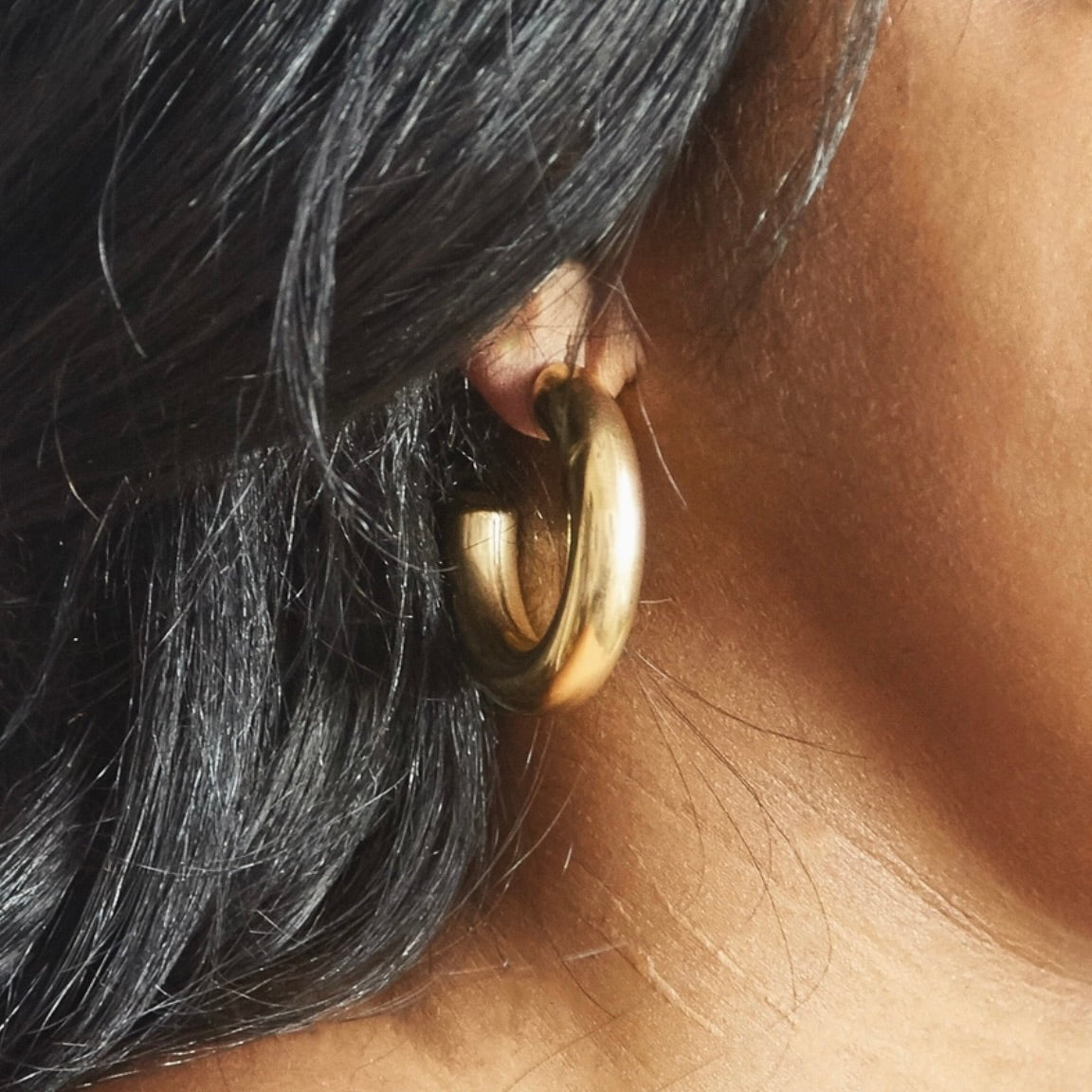 Medium Chunky Hoop Earrings