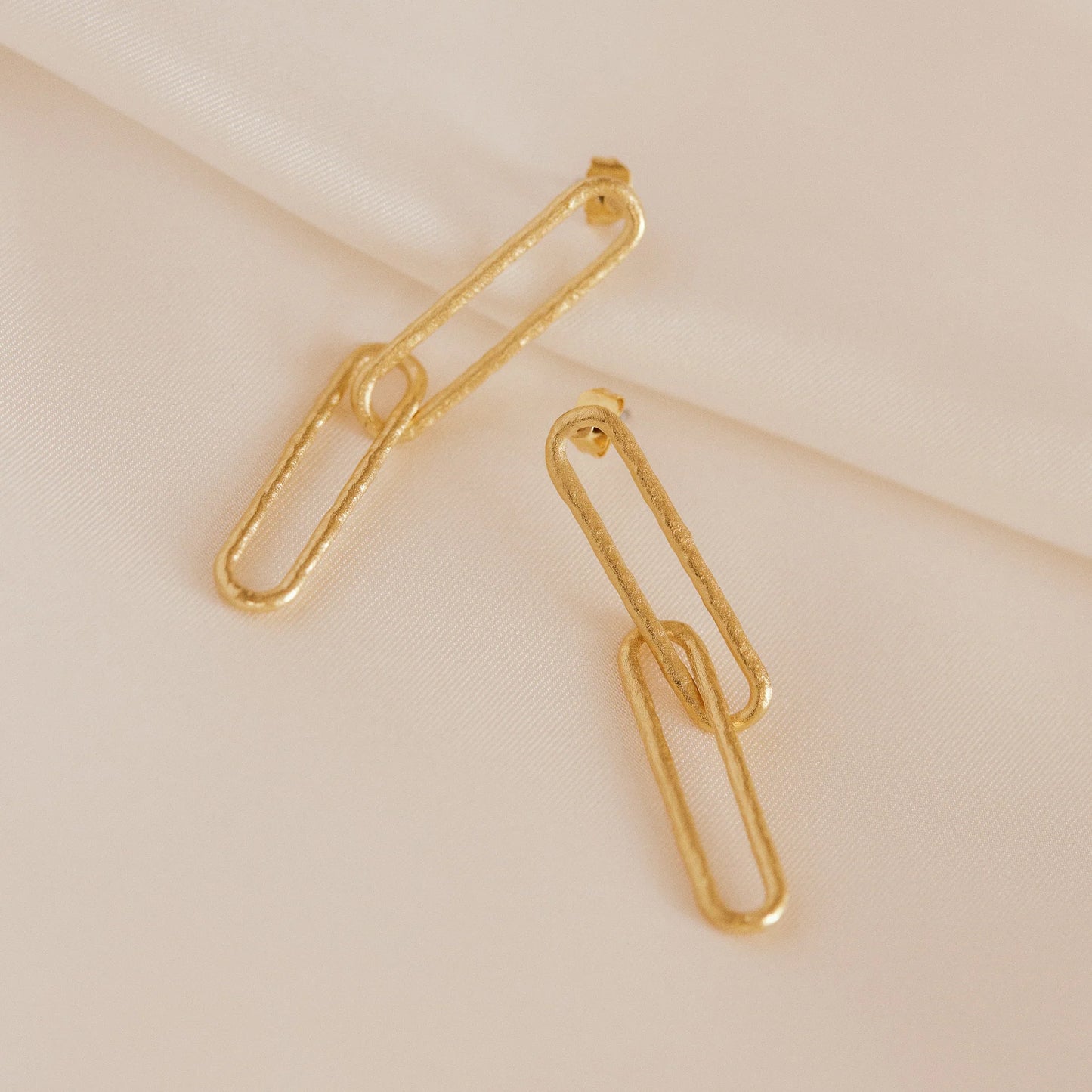 Syna Earrings