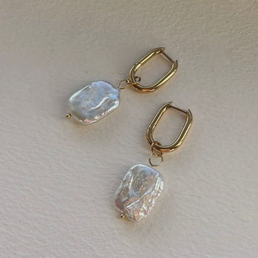 Lilo Pearl Drop Earrings