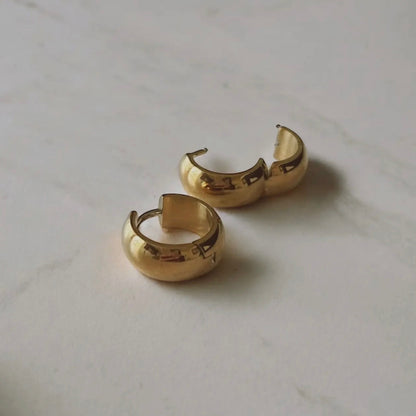 Naomi Hoops