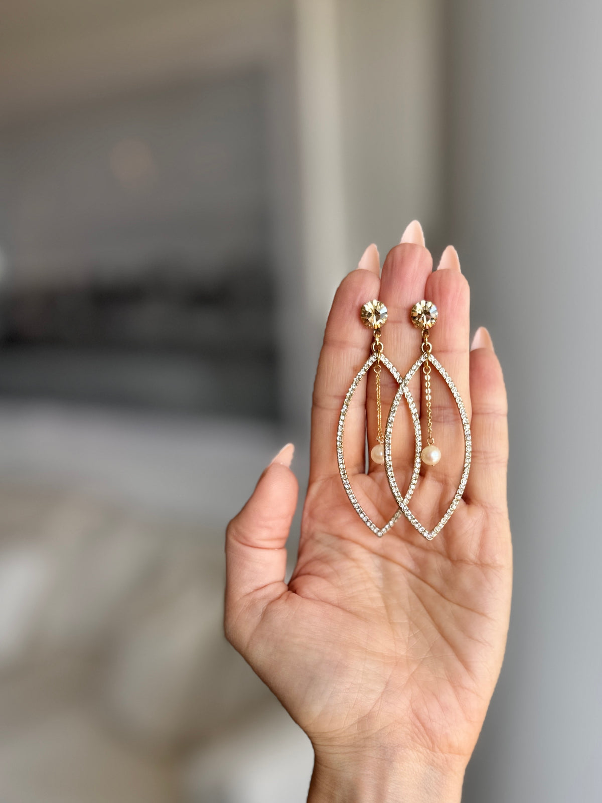 Honey Heirloom Pearl Earrings